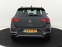 Volkswagen T-Roc 1.5 TSI Style | CarPlay | Airco | Parkeersensoren | Adaptieve cruise control | Lane- en frontassist | Bluetooth |