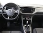 Volkswagen T-Roc 1.5 TSI Style | CarPlay | Airco | Parkeersensoren | Adaptieve cruise control | Lane- en frontassist | Bluetooth |