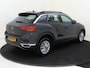 Volkswagen T-Roc 1.5 TSI Style | CarPlay | Airco | Parkeersensoren | Adaptieve cruise control | Lane- en frontassist | Bluetooth |
