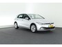 Volkswagen Golf 1.0 TSI 110pk Life Navigatie Cruise Control Parkeersensoren