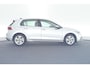 Volkswagen Golf 1.0 TSI 110pk Life Navigatie Cruise Control Parkeersensoren