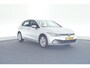 Volkswagen Golf 1.0 TSI 110pk Life Navigatie Cruise Control Parkeersensoren