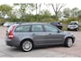 Volvo V50 2.5 T5 AWD Summum AUTOMAAT 4X4 LEDER TREKHAAK AIRCO VERWARMBARE STOELEN