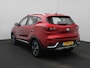 MG ZS MG EV Luxury 45 kWh | Apple Carplay / Android Auto | Camera | Stoelverwarming | Schuif/Kanteldak | Lichtmetalen Velgen | Dodehoekdetectie |