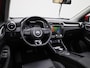 MG ZS MG EV Luxury 45 kWh | Apple Carplay / Android Auto | Camera | Stoelverwarming | Schuif/Kanteldak | Lichtmetalen Velgen | Dodehoekdetectie |