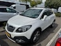 Opel Mokka 1.4 T Cosmo | 140pk | Automaat | Navi | Schuifdak | Trekhaak | 19" L.M. Velgen | Lederen Bekleding |