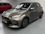 Toyota Yaris 1.5 Hybrid Dynamic NL auto, slechts 34000km, all season banden