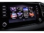 Skoda Karoq 1.0 TSI Amb. Bus. | Navigatie | Stoelverwarming |