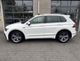 Volkswagen Tiguan 1.5 TSI ACT Highline Business R | SCHUIFDAK | LEDER |