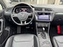 Volkswagen Tiguan 1.5 TSI ACT Highline Business R | SCHUIFDAK | LEDER |