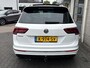 Volkswagen Tiguan 1.5 TSI ACT Highline Business R | SCHUIFDAK | LEDER |