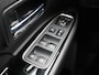 Mitsubishi Outlander 2.0 PHEV instyle | Climate Control | Achteruitrijcamera | Lederen Bekleding | Stoelverwarming | Lichtmetalen Velgen |
