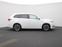 Mitsubishi Outlander 2.0 PHEV instyle | Climate Control | Achteruitrijcamera | Lederen Bekleding | Stoelverwarming | Lichtmetalen Velgen |