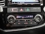 Mitsubishi Outlander 2.0 PHEV instyle | Climate Control | Achteruitrijcamera | Lederen Bekleding | Stoelverwarming | Lichtmetalen Velgen |
