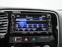 Mitsubishi Outlander 2.0 PHEV instyle | Climate Control | Achteruitrijcamera | Lederen Bekleding | Stoelverwarming | Lichtmetalen Velgen |