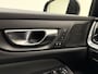 Volvo V60 B3 177pk Plus Dark / Panoramadak / 360 Camera / Black Pack / Keyless / Harman&Kardon Audio / Elektr. Stoelen / Mistlmapen / Elektr. Trekhaak / ACC / BLIS /