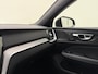 Volvo V60 B3 177pk Plus Dark / Panoramadak / 360 Camera / Black Pack / Keyless / Harman&Kardon Audio / Elektr. Stoelen / Mistlmapen / Elektr. Trekhaak / ACC / BLIS /