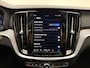 Volvo V60 B3 177pk Plus Dark / Panoramadak / 360 Camera / Black Pack / Keyless / Harman&Kardon Audio / Elektr. Stoelen / Mistlmapen / Elektr. Trekhaak / ACC / BLIS /