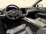 Volvo V60 B3 177pk Plus Dark / Panoramadak / 360 Camera / Black Pack / Keyless / Harman&Kardon Audio / Elektr. Stoelen / Mistlmapen / Elektr. Trekhaak / ACC / BLIS /