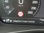 Volvo XC40 1.5 T4 Plug-in hybrid Plus Dark | Facelift | BLIS | Adaptieve Cruise controle | 360º Camera | Microtech bekleding | LED | Stoel + Stuur verwarming | elektrisch bedienbare voor stoelen |