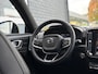 Volvo XC40 1.5 T4 Plug-in hybrid Plus Dark | Facelift | BLIS | Adaptieve Cruise controle | 360º Camera | Microtech bekleding | LED | Stoel + Stuur verwarming | elektrisch bedienbare voor stoelen |