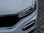 Volkswagen T-Roc 1.5 TSI Style | Trekhaak | Origineel NL | Eerste Eigenaar | Schuif/ Kantel Panorama Dak | Elektrische Kofferklep | Adaptieve Cruise Control | Bi-Tone | Climate Control | NAP | Apple Carplay | Android Auto | DAB+ |