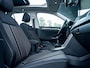 Volkswagen T-Roc 1.5 TSI Style | Trekhaak | Origineel NL | Eerste Eigenaar | Schuif/ Kantel Panorama Dak | Elektrische Kofferklep | Adaptieve Cruise Control | Bi-Tone | Climate Control | NAP | Apple Carplay | Android Auto | DAB+ |