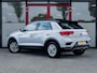 Volkswagen T-Roc 1.5 TSI Style | Trekhaak | Origineel NL | Eerste Eigenaar | Schuif/ Kantel Panorama Dak | Elektrische Kofferklep | Adaptieve Cruise Control | Bi-Tone | Climate Control | NAP | Apple Carplay | Android Auto | DAB+ |