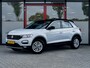 Volkswagen T-Roc 1.5 TSI Style | Trekhaak | Origineel NL | Eerste Eigenaar | Schuif/ Kantel Panorama Dak | Elektrische Kofferklep | Adaptieve Cruise Control | Bi-Tone | Climate Control | NAP | Apple Carplay | Android Auto | DAB+ |