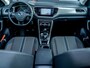 Volkswagen T-Roc 1.5 TSI Style | Trekhaak | Origineel NL | Eerste Eigenaar | Schuif/ Kantel Panorama Dak | Elektrische Kofferklep | Adaptieve Cruise Control | Bi-Tone | Climate Control | NAP | Apple Carplay | Android Auto | DAB+ |