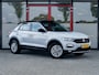 Volkswagen T-Roc 1.5 TSI Style | Trekhaak | Origineel NL | Eerste Eigenaar | Schuif/ Kantel Panorama Dak | Elektrische Kofferklep | Adaptieve Cruise Control | Bi-Tone | Climate Control | NAP | Apple Carplay | Android Auto | DAB+ |