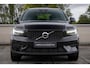 Volvo XC40 1.5 T4 Plug-in hybrid Plus Dark Dode Hoek Detectie | Apple Carplay/Android Auto | Adaptieve Cruise Control | LED-Koplampen | Harman/Kardon