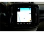 Volvo XC40 1.5 T5 Plug-in Hybrid 193kW/262pk DCT7 Ultimate Bright FACELIFT! PANORAMADAK + HARMAN/KARDON + ADAPT.CRUISE + PILOT ASSIST + NAVI SENSUS + BLIS + LANE ASSIST + EL.STOELEN + STOEL-&STUURVERWARMING + CAMERA + KEYLESS + PARKSENSOREN V&A + 19” LM-VELGEN!!