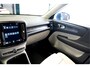 Volvo XC40 1.5 T5 Plug-in Hybrid 193kW/262pk DCT7 Ultimate Bright FACELIFT! PANORAMADAK + HARMAN/KARDON + ADAPT.CRUISE + PILOT ASSIST + NAVI SENSUS + BLIS + LANE ASSIST + EL.STOELEN + STOEL-&STUURVERWARMING + CAMERA + KEYLESS + PARKSENSOREN V&A + 19” LM-VELGEN!!