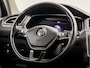 Volkswagen Tiguan Allspace 1.4 TSI Highline Sport 7 Persoons 150Pk Automaat (PANORAMADAK, VIRTUAL COCKPIT, APPLE CARPLAY, 360 CAMERA, MEMORY SEATS, LEDER, STOELVERWARMING, ADAPTIVE CRUISE, GETINT GLAS, NIEUWSTAAT)