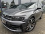 Volkswagen Tiguan 2.0 TSI 4Motion Highline 2X R-line | Pano.