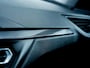 BMW 1-Serie 118i Executive Sport | Origineel Nederlands | Navigatie | Sport Line | Climate Control | Virtual Cockpit | Black Optic | Metallic Lak | Lichtmetalen Velgen 17'' | Privacy Glas | LED Koplampen | Parkeersensoren |