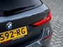BMW 1-Serie 118i Executive Sport | Origineel Nederlands | Navigatie | Sport Line | Climate Control | Virtual Cockpit | Black Optic | Metallic Lak | Lichtmetalen Velgen 17'' | Privacy Glas | LED Koplampen | Parkeersensoren |