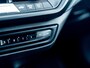 BMW 1-Serie 118i Executive Sport | Origineel Nederlands | Navigatie | Sport Line | Climate Control | Virtual Cockpit | Black Optic | Metallic Lak | Lichtmetalen Velgen 17'' | Privacy Glas | LED Koplampen | Parkeersensoren |