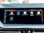 BMW 1-Serie 118i Executive Sport | Origineel Nederlands | Navigatie | Sport Line | Climate Control | Virtual Cockpit | Black Optic | Metallic Lak | Lichtmetalen Velgen 17'' | Privacy Glas | LED Koplampen | Parkeersensoren |