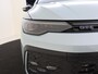 Volkswagen Golf 1.5 eHybrid GTE | Panoramadak | Trekhaak | Head-up display | Keyless | Black style | Parkeerassistent | LED matrix verlichting | Adaptieve demping |