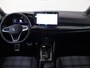 Volkswagen Golf 1.5 eHybrid GTE | Panoramadak | Trekhaak | Head-up display | Keyless | Black style | Parkeerassistent | LED matrix verlichting | Adaptieve demping |