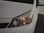 Toyota Yaris 1.0 VVT-i Now | Nieuwe All Seasons | Trekhaak | Navigatie
