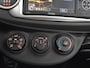 Toyota Yaris 1.0 VVT-i Now | Nieuwe All Seasons | Trekhaak | Navigatie
