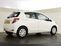 Toyota Yaris 1.0 VVT-i Now | Nieuwe All Seasons | Trekhaak | Navigatie