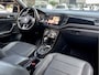 Volkswagen T-Roc 1.5 TSI AUT7 BLACK-LINE 98D.KM! NW-MODEL LEDER NAVI CAMERA DIGI-DASH APPLE-CARPLAY  LED LMV PDC