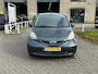 Toyota Aygo 1.0-12V + Airco! 5 Deurs! Weinig KM! NAP! Elektr RAMEN