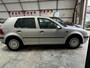 Volkswagen Golf 1.4-16V Trendline incl gloednieuwe apk!