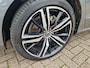 Volvo V60 2.0 T8 Twin Engine AWD R-Design PANO | Harman Kardon | Blis | HUD