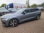 Volvo V60 2.0 T8 Twin Engine AWD R-Design PANO | Harman Kardon | Blis | HUD